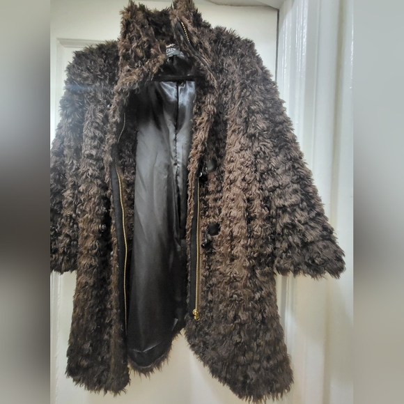 Jcrew Collection Brown Toggle Faux Fur Coat - Picture 5 of 5